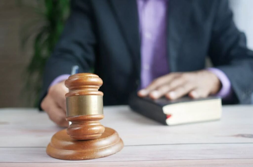 real estate lawyer